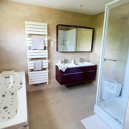 Bed & Breakfast Proche Centre, Gare, Parc, Parking By Maison Bonhage *