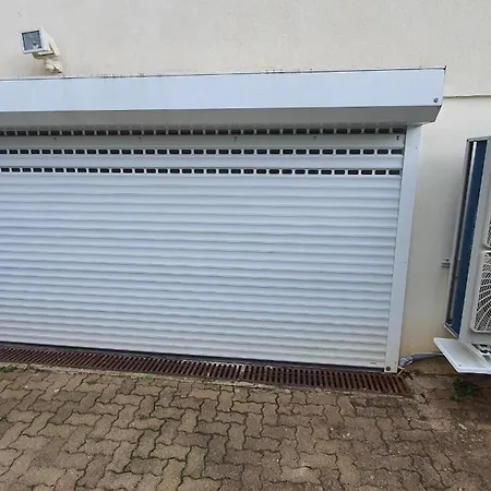 Proche Centre, Gare, Parc, Parking By Maison Bonhage *